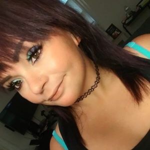 Meet your Posher, Mikayla